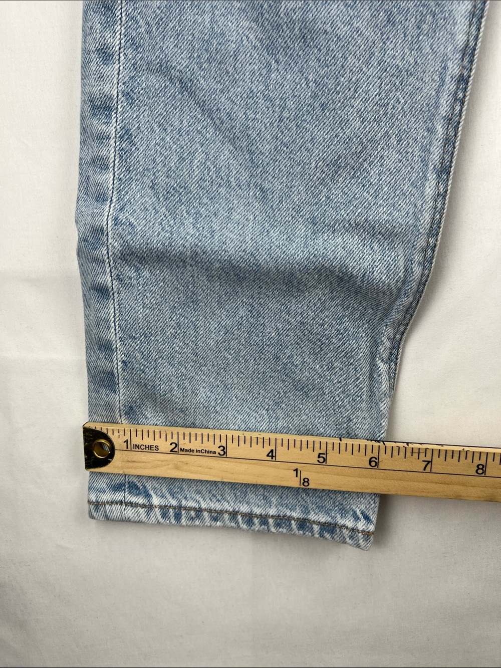 American Eagle - Women’s Jeans - Size 4 - Mom Jean - Light blue - Picture 3 of 11